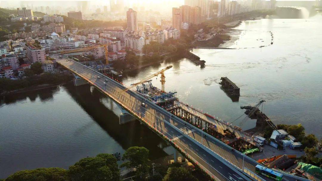 【要闻】洪山桥项目掀起 新一轮劳动热潮