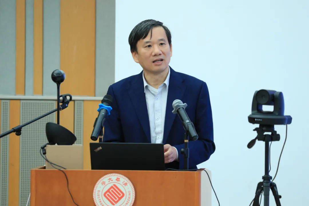 "迈向高质量ppp学术研究"主题研讨会在清华举行