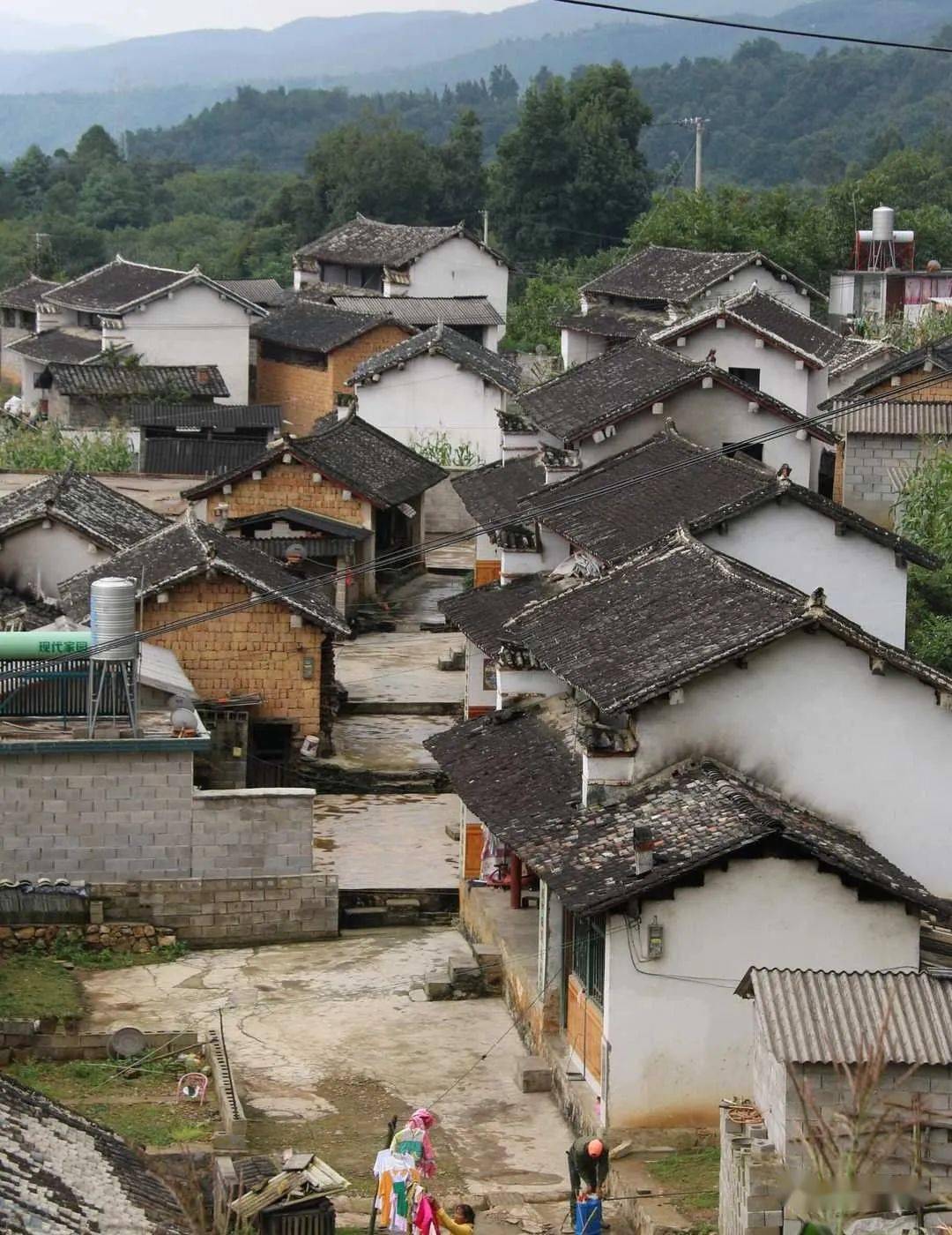 瓦窑镇民族团结进步我们一直在努力