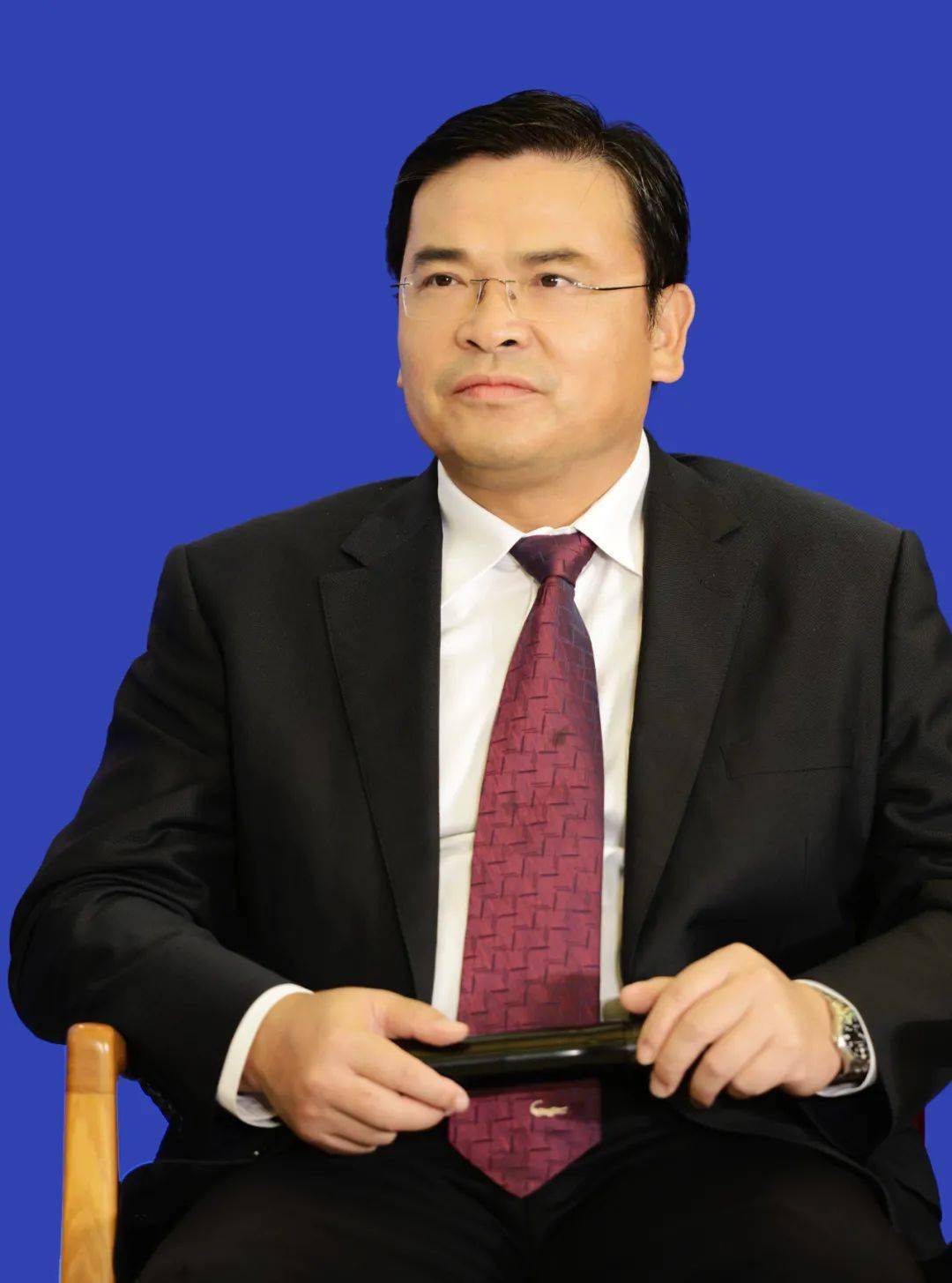 李叶青当选中国建筑材料联合会六届理事会执行副会长