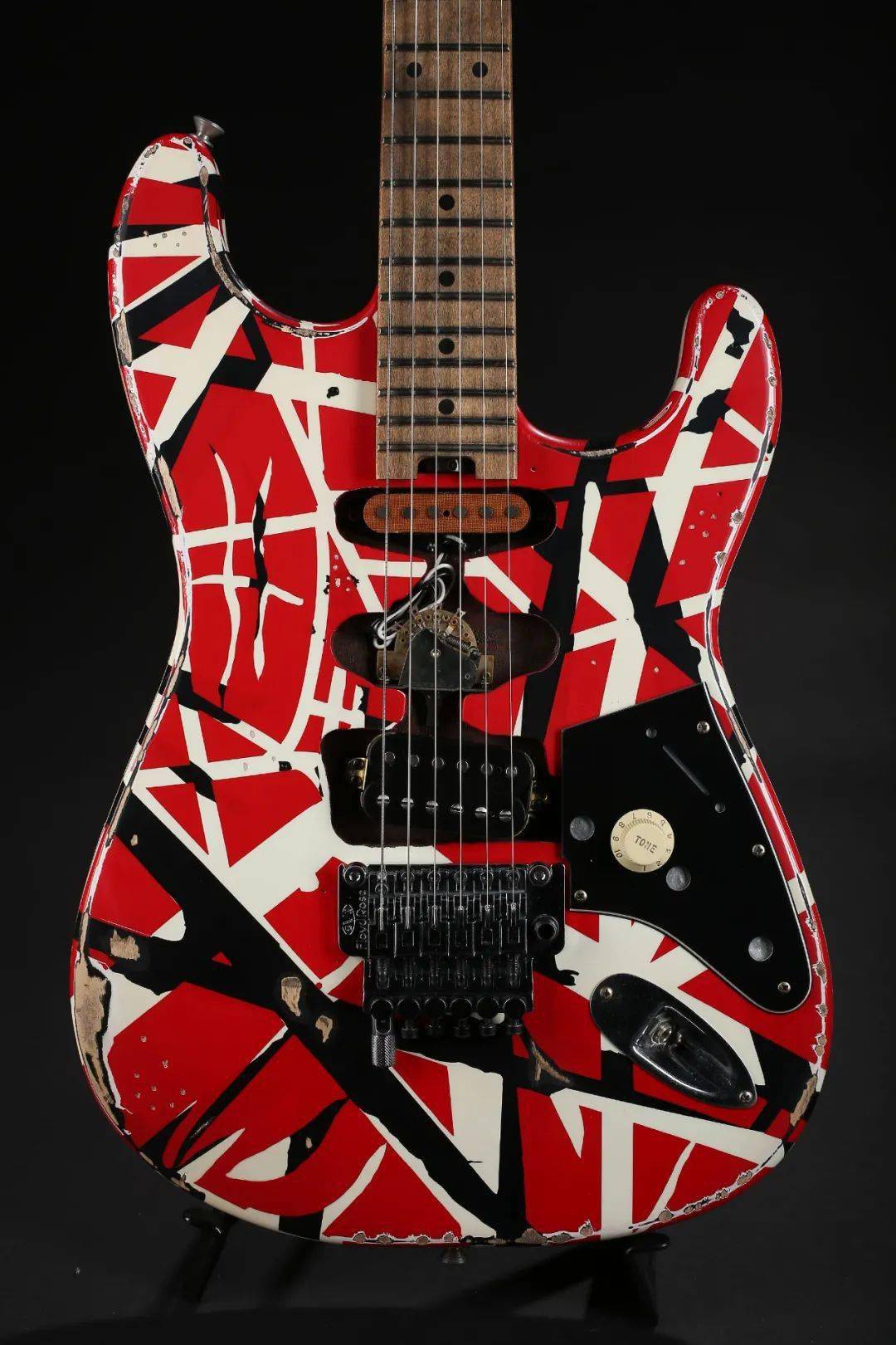 你也可以拥有 evh 充满传奇色彩的 frankenstein 吉他