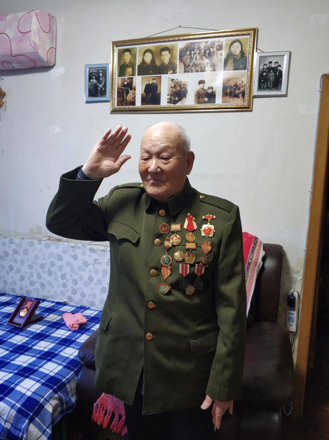 王绍明:两次赴朝作战, 至今肺部仍留有4枚弹片