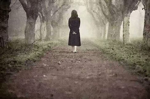 往事不回头余生不将就