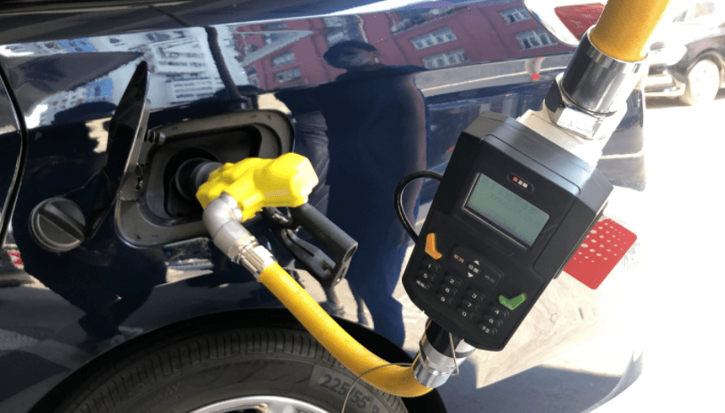 全国首个全悬挂式供油系统上线高新智造抢滩魔都引领空中加油新时尚