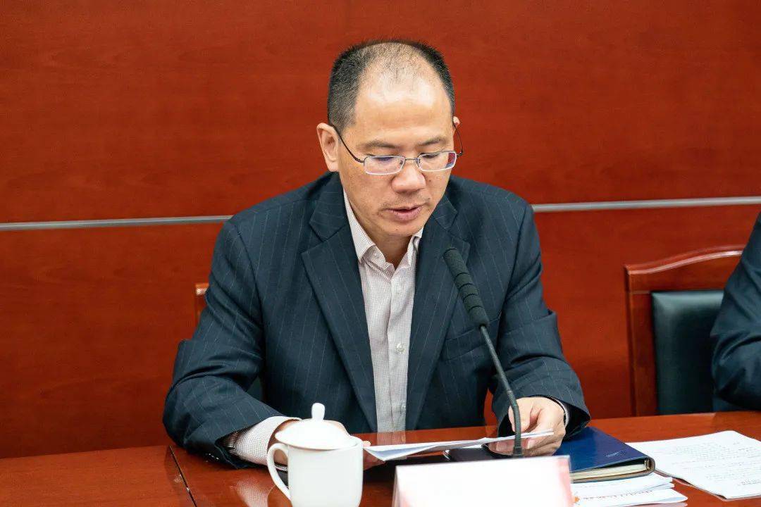市政府副市长陈正春,市政府副秘书长刘文荣,市体育局局长朱笑冰,市