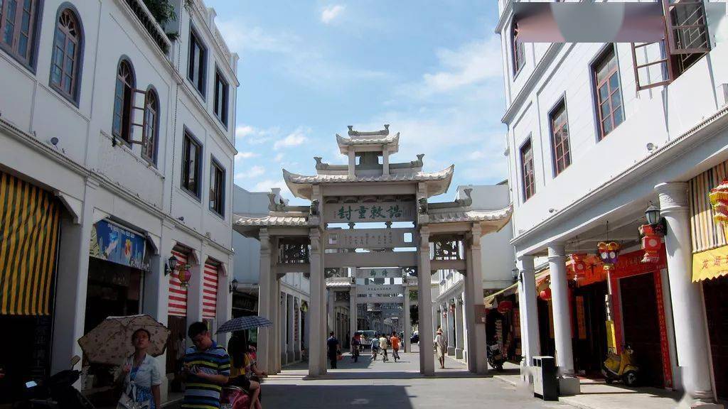 厦门鼓浪屿 潮州古城 漳州东山岛动车4天游