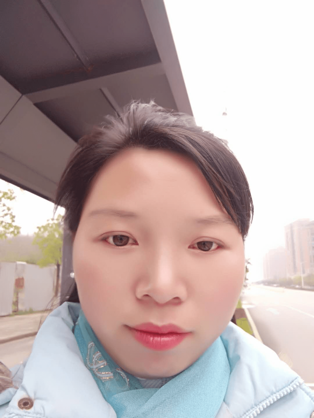 93年身高158乐观开朗月薪5k的英山小姐姐