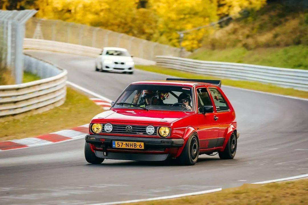 赛道小王子高尔夫vr6mk2纽北赛道的红色闪电