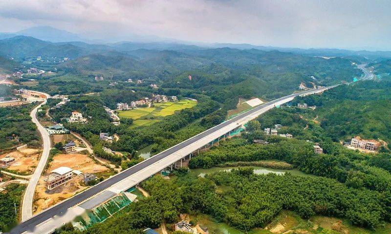 产城融合双园联动紫金加快紫城工业园和蓝塘产业新城建设