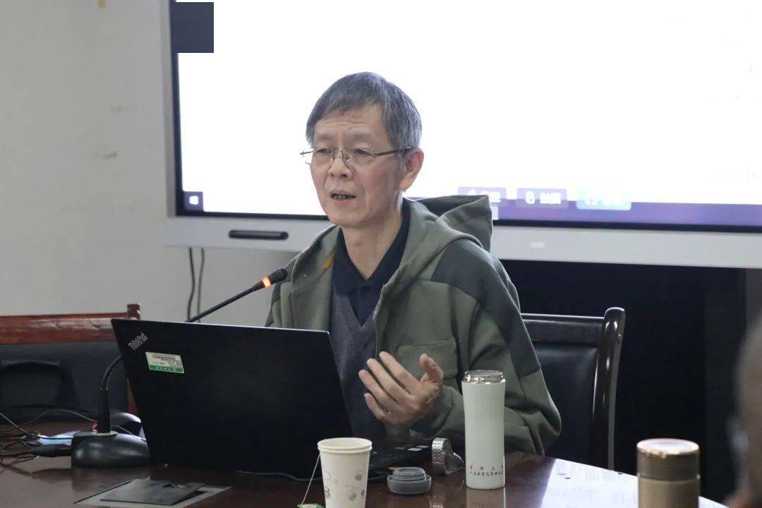 历院动态朱英教授在历史文化学院成功举办讲座