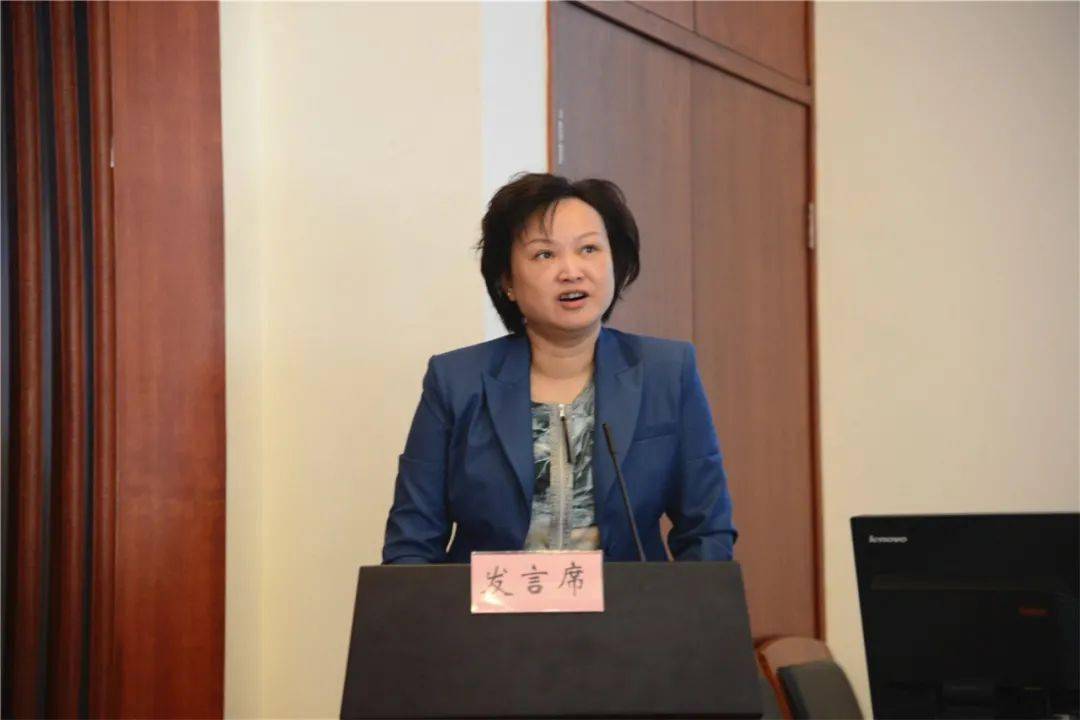 虹口区委统战部副部长,区台办主任,侨办主任章敏为本次论坛作了总结