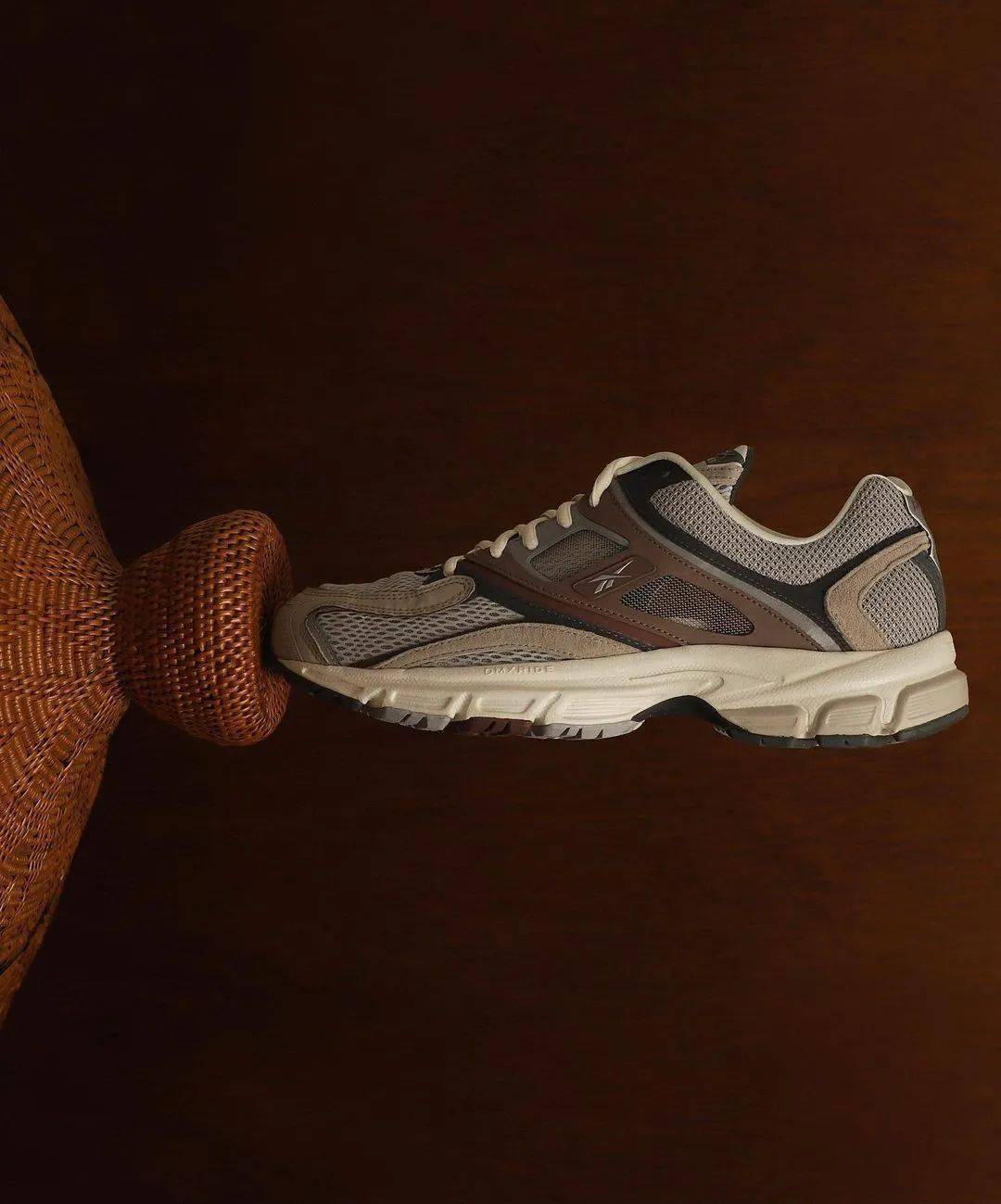 这鞋真下饭宝藏球鞋拍不出感觉或许是你不会摆