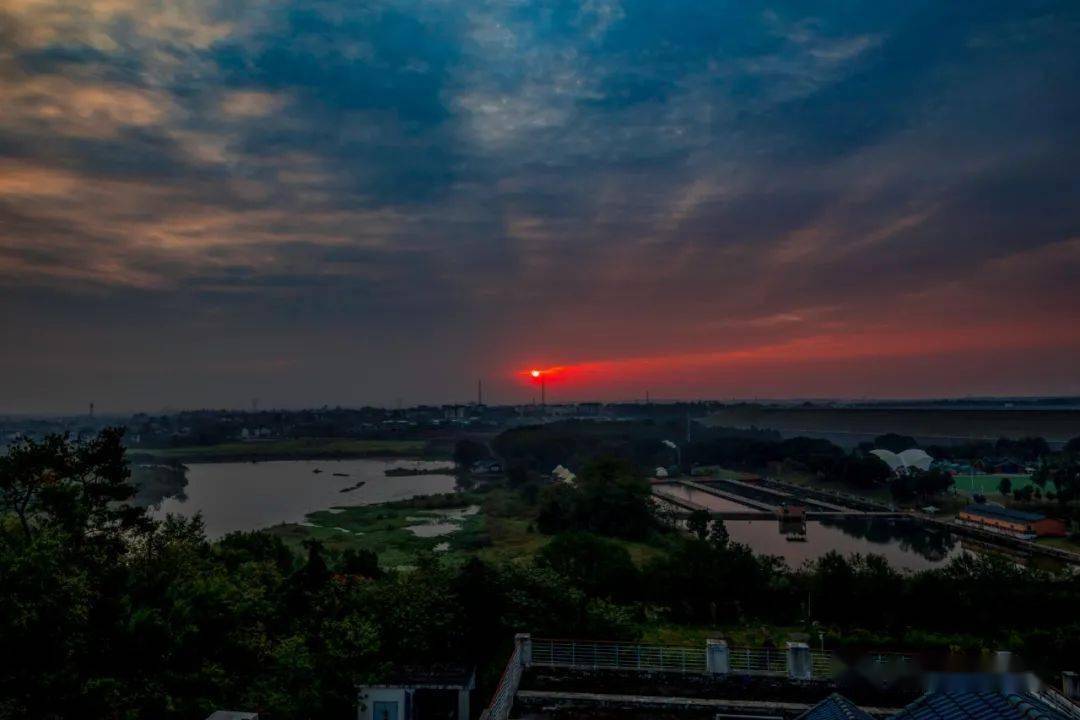 赴鄂考察房车队游览松滋市洈水风景区_洈水镇