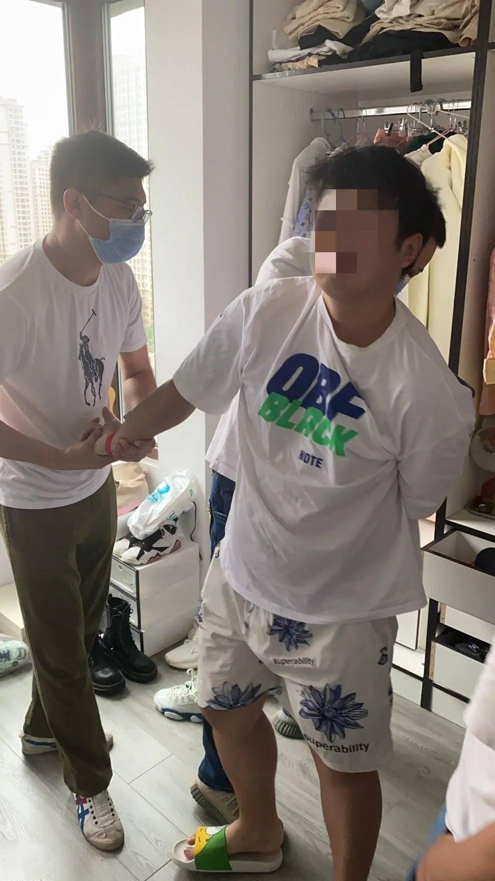 荒野行动MOD作弊菜单下载,荒野行动科技辅助
