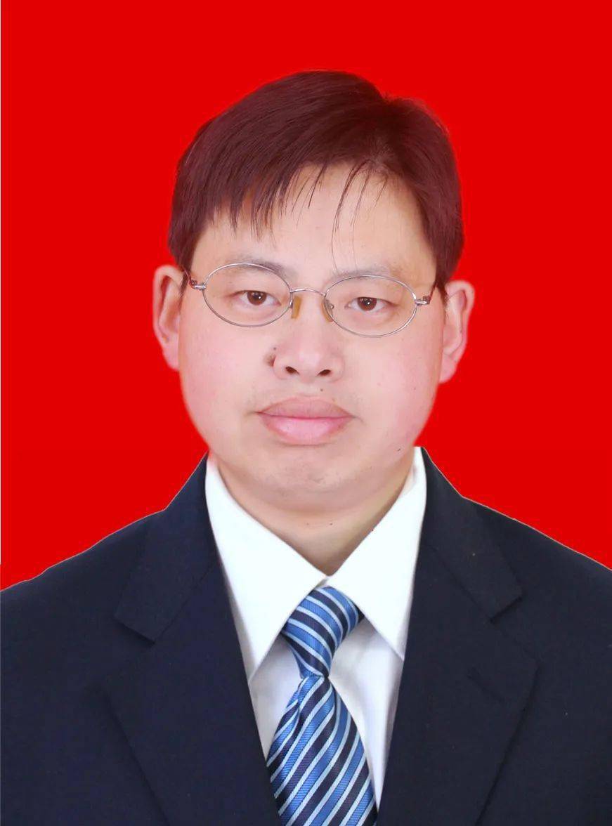 李家春副院长 副主任医师杨孝坤综合内科诊疗中心主任主治医师柏元贵