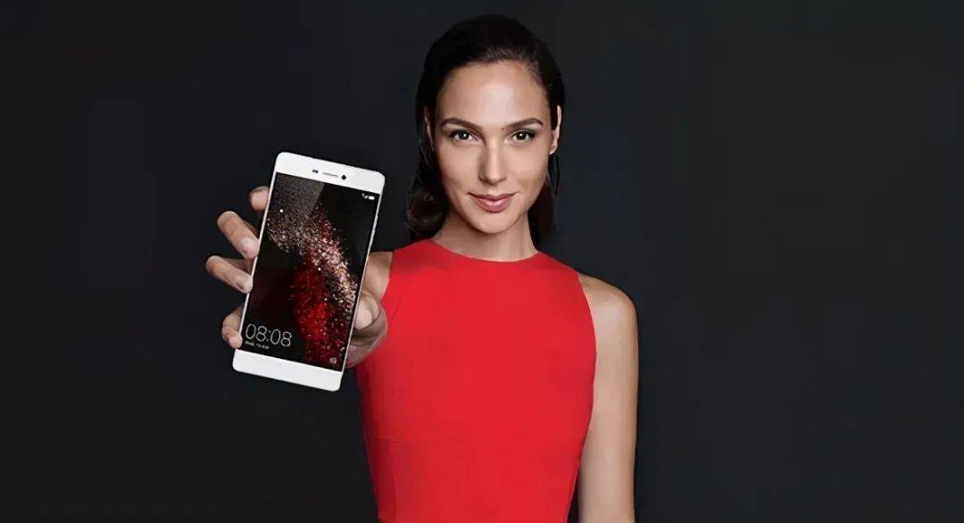 品牌相对论丨不是p的盘点那些代言国产品牌的欧美影星们