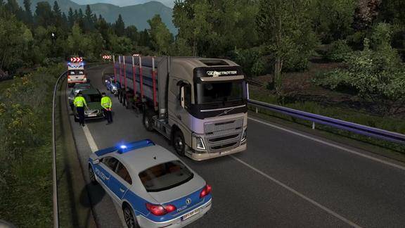 卡车模拟游戏重型卡车路过交通事故现场