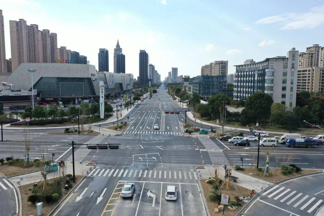 空中俯瞰|振兴路主车道路面改造,全部完成!