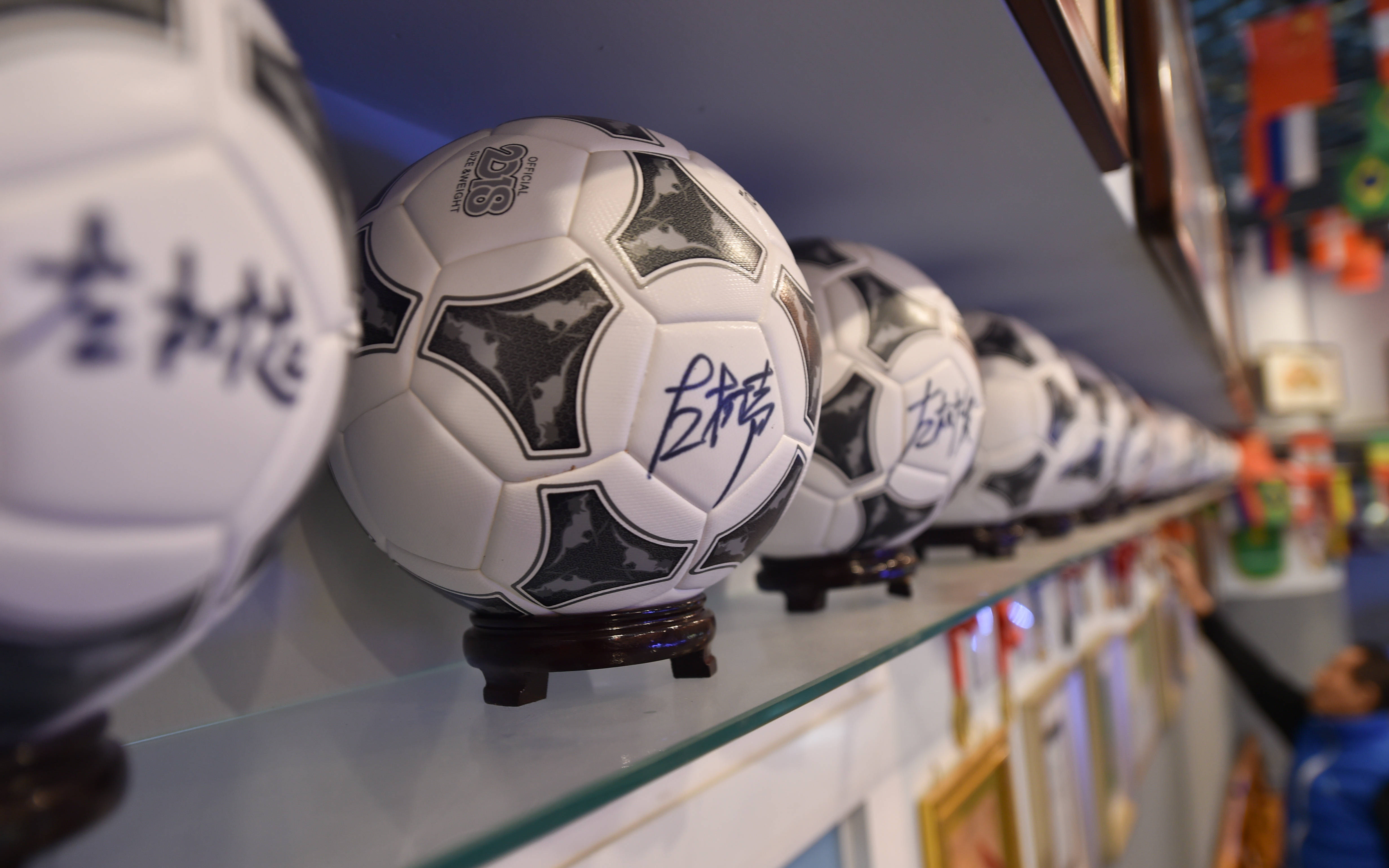 退休裁判和他的足球主题展览馆