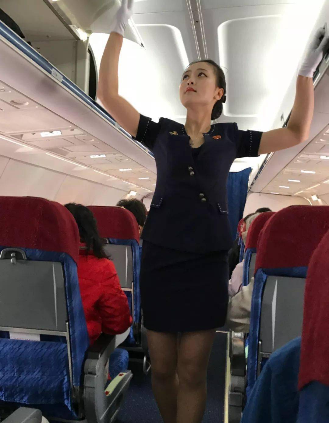 刚拍的神秘的朝鲜空姐好美