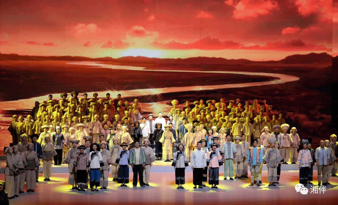 震撼大地颂歌在京首演
