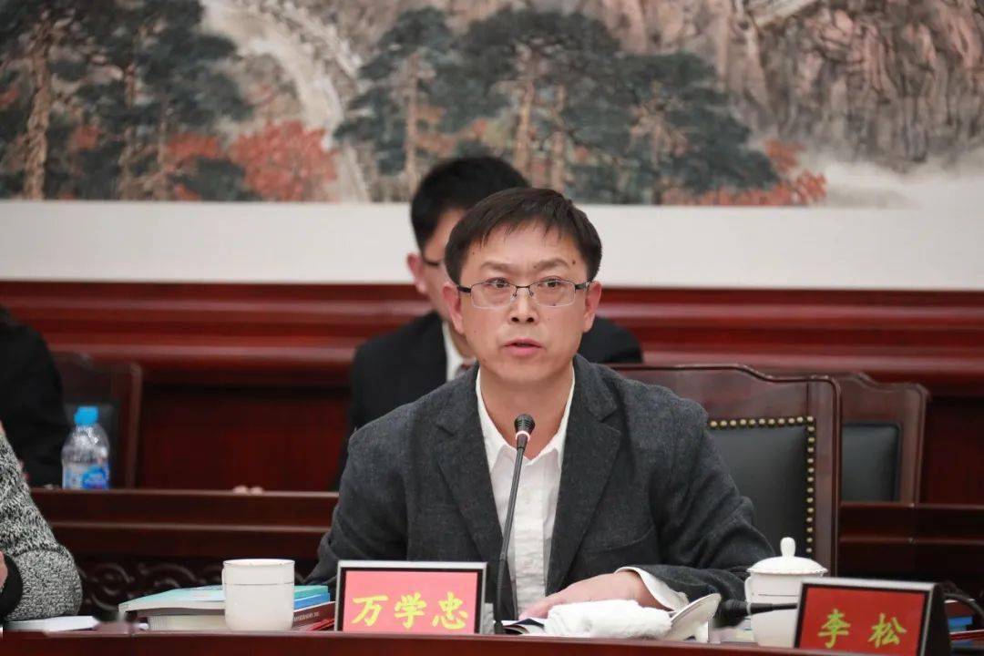 致敬记录法治进程的你