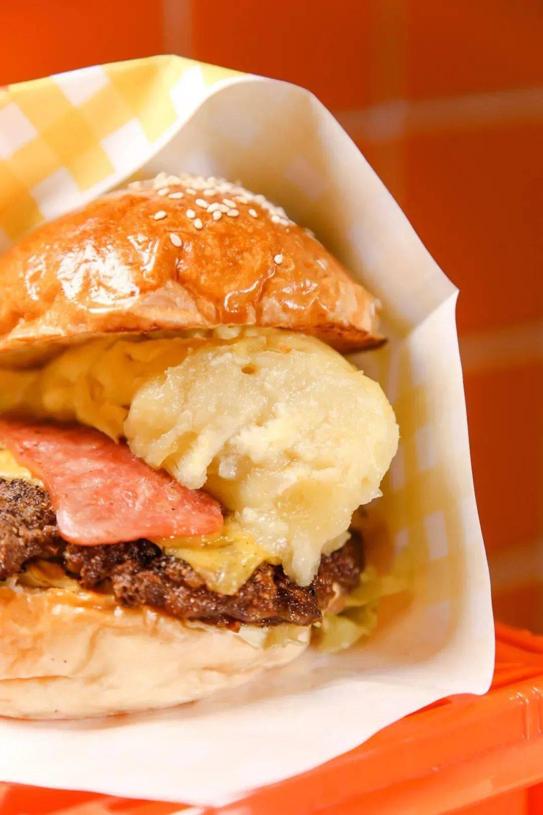 13cm厚的美式榴莲汉堡竟然藏在天河外卖街