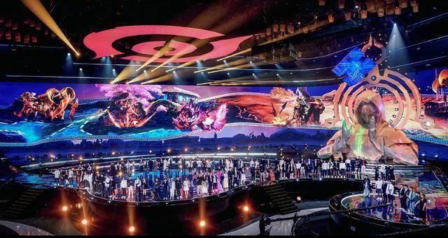 大家都有看过《百战成诗》这个现场版吧,如果没有看过的话,建议看一下