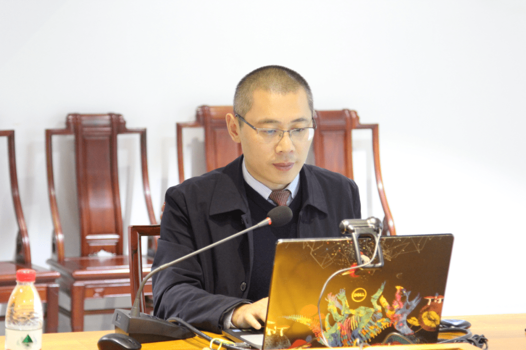 北京林业大学教授赵广杰,浙江裕华木业有限公司董事长金月华出席会议