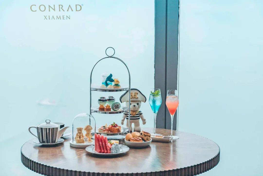 坐拥180无敌海景厦门这家300米云端的空中下午茶让人待到日落都不想
