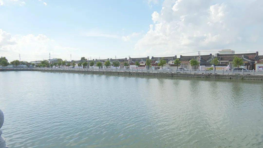 位于324国道司马浦路段两侧的美西村和塭美村,常住人