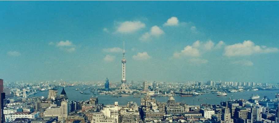 访谈| 深耕浦东30年,他们是城市蜕变的"筑梦者"