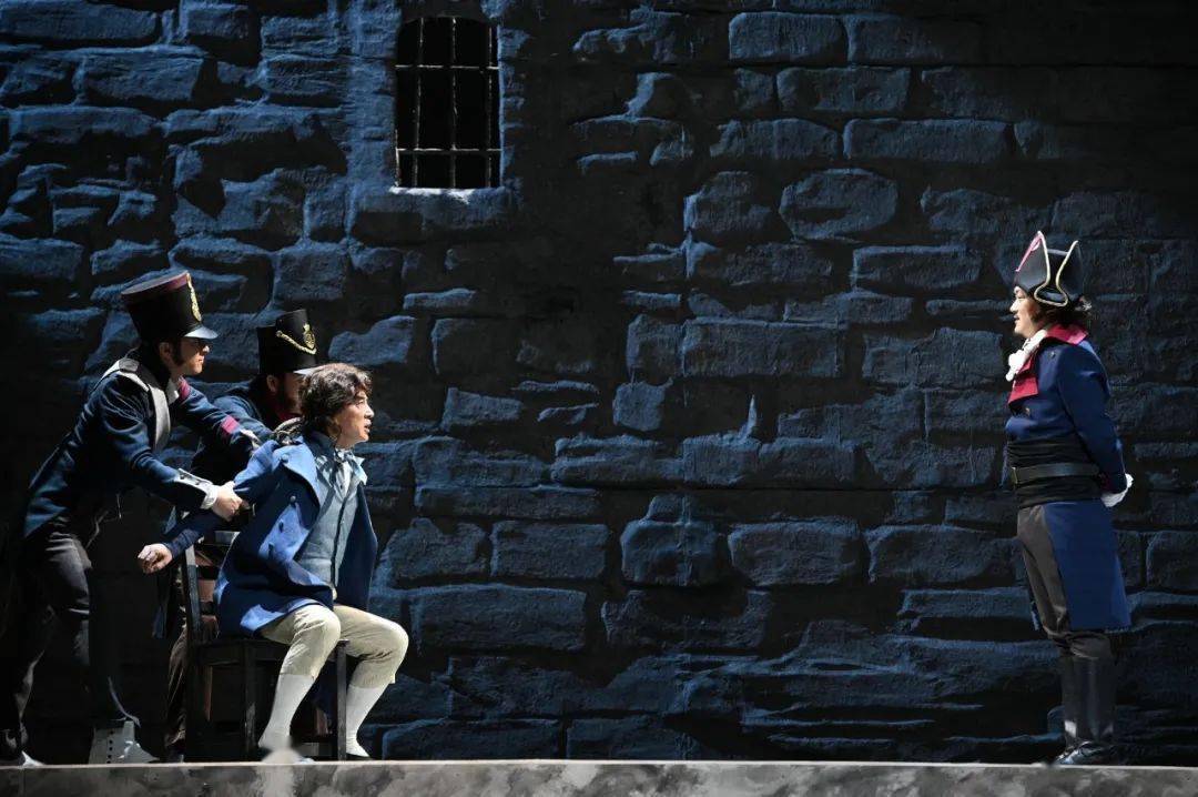 首演夜新制作话剧基督山伯爵致敬百年经典