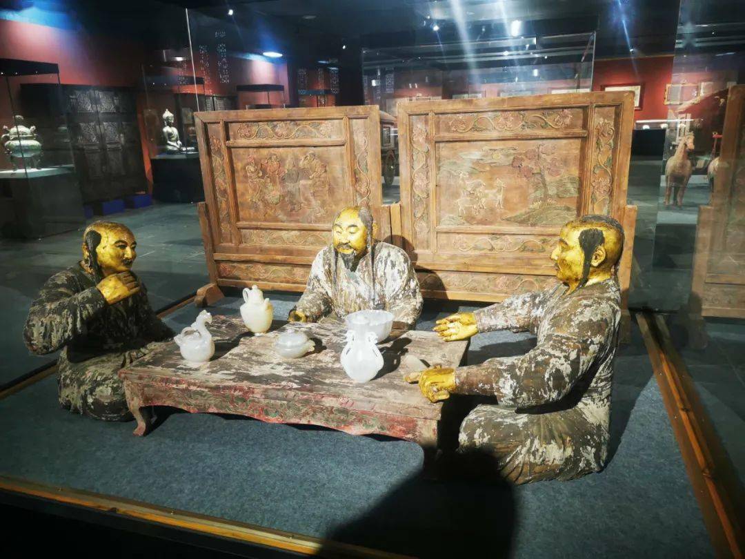 走入坦博艺苑从古董看历史价值数百亿的稀世珍宝带来的超级历史课