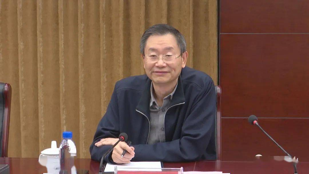 傅林江在签约仪式上介绍了蓝城集团的主要投资方向