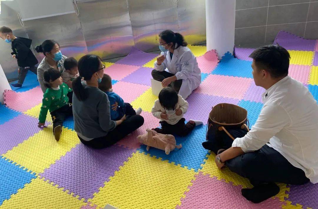 0-3岁儿童养育照护小组活动11月份免费课程即将开课啦!