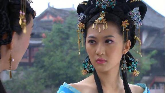 明珠游龙宝珠给皇上送饭自己却反胃呕吐皇帝见状忍不住笑了