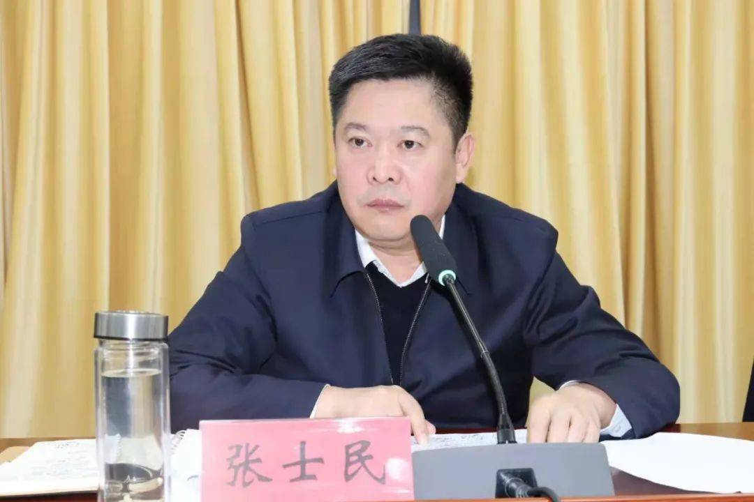 我县召开项目"双进双产",大气污染治理暨"双代"工作调度会议