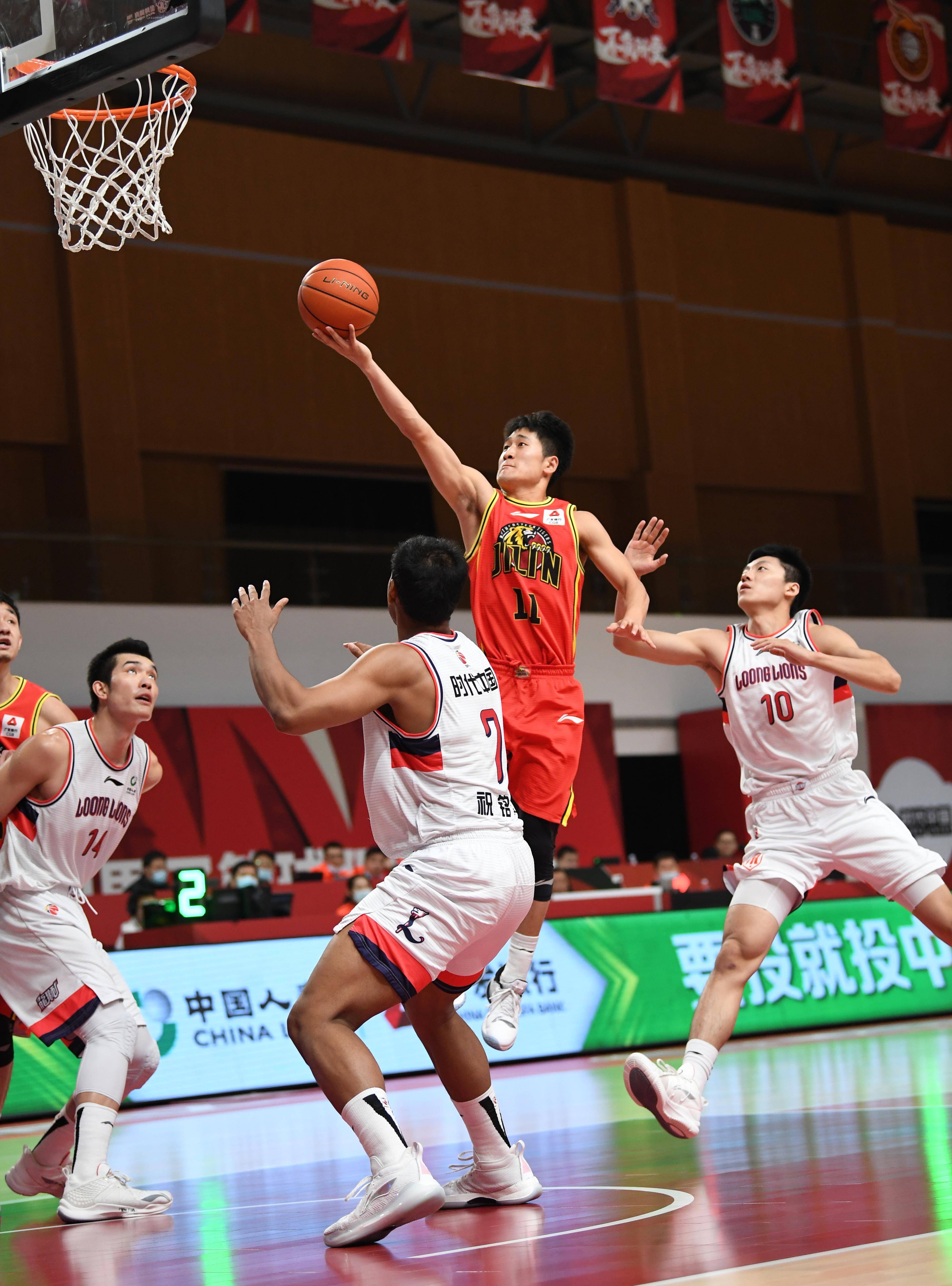 篮球cba第一阶段九台农商银行胜时代中国广州队