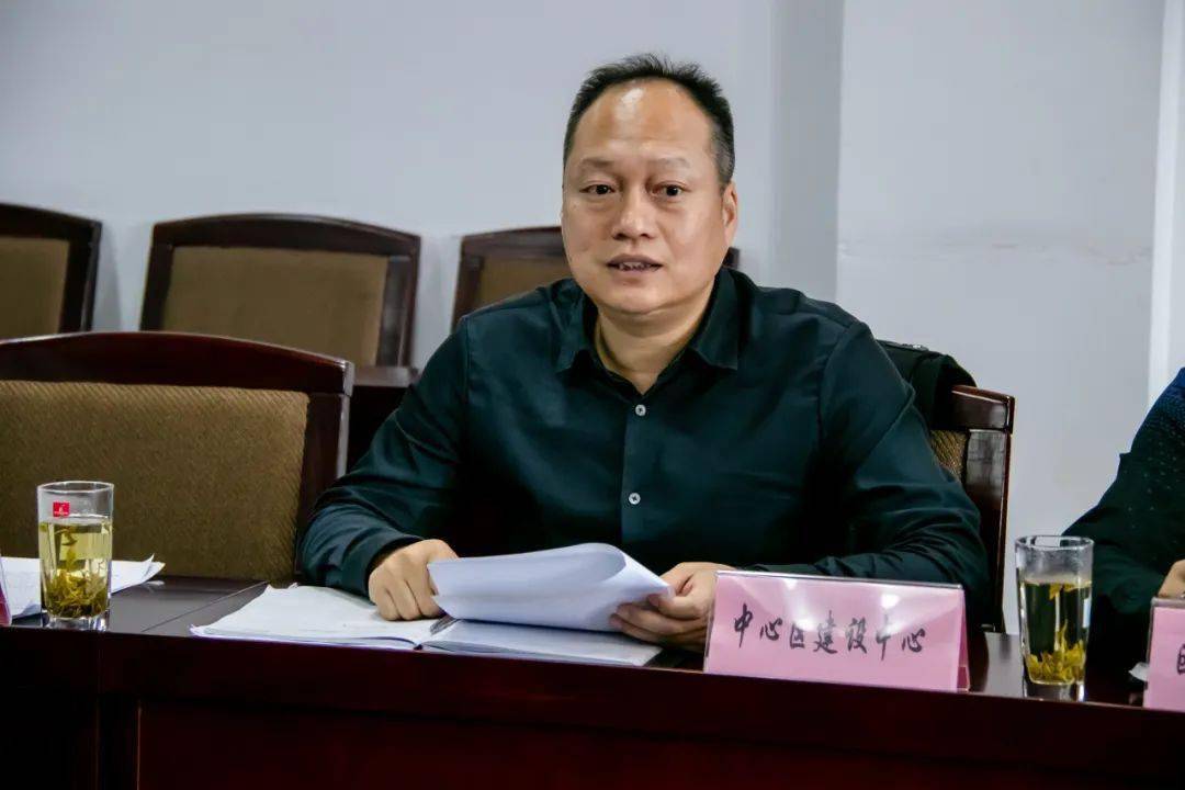 瓯海区人大开展公共体育设施建设管理与使用情况的调研_潘小林