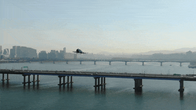 亿航216获韩国特许适航证,亮相首尔完成在韩飞行首秀