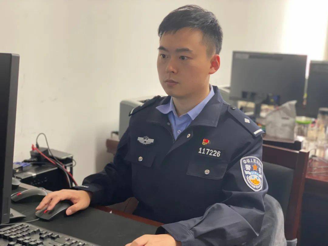 第五届丹阳最美警察候选人事迹展播沈琛年轻有为的全能小将