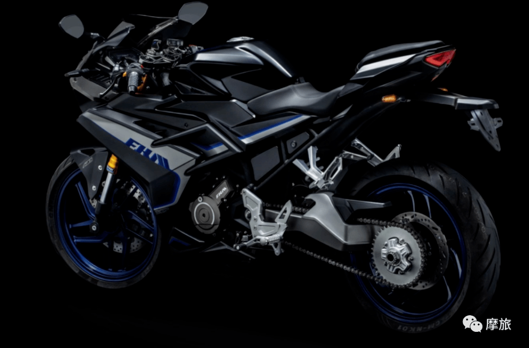 飞肯官宣17号发布单摇臂跑车.