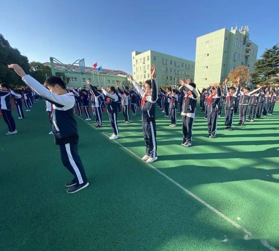 健康拼搏责任青春上海市长岛中学举办第26届校园体育周