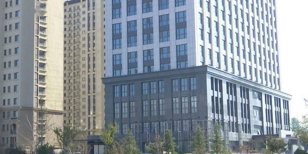 2018年11月份,侯先生在潍坊市高新区创富商务大厦的19层,买了个100多