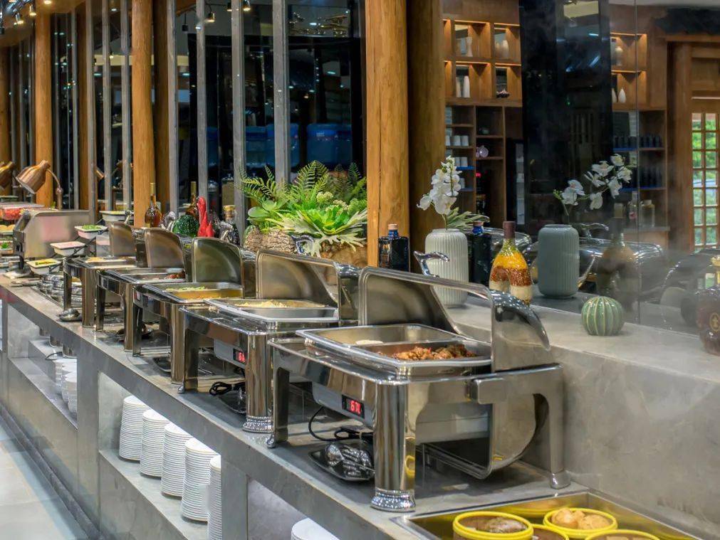 泉眼温泉泡纯天然真温泉享特色自助美食健康出游过暖冬