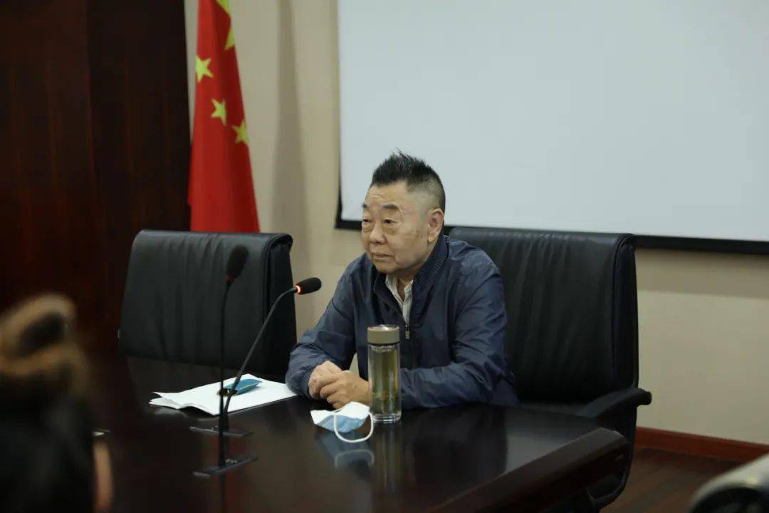 自夏入冬集训未歇丨著名京胡演奏艺术家李祖铭开讲传统乐队也集训