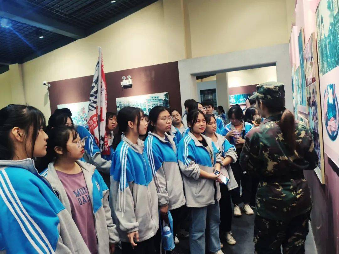 福建省漳浦第三中学高二年级东南花都研学实践活动有梦想不彷徨为青春