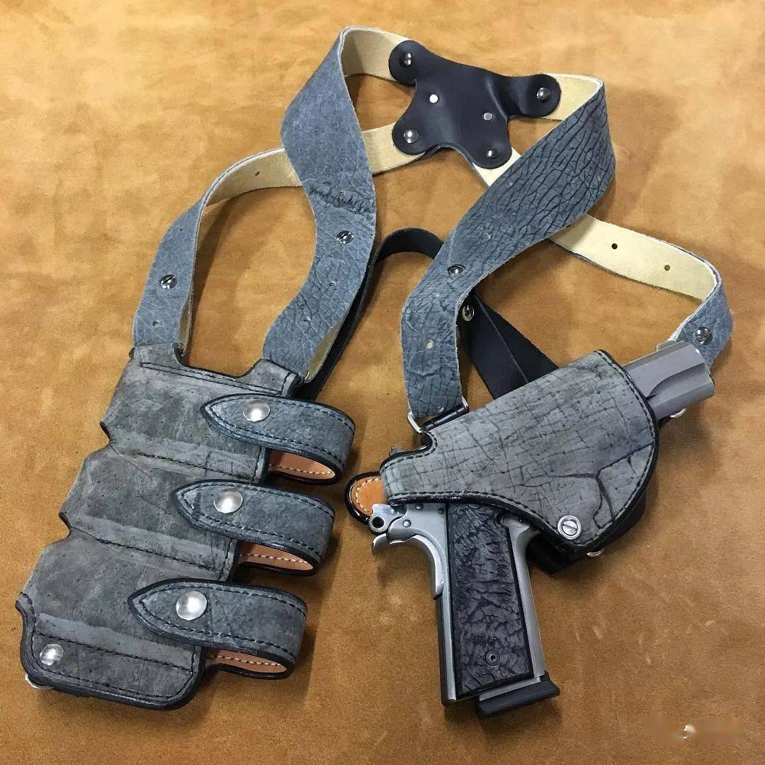 samandrews枪套美图皮具的质感是一种独特的味道