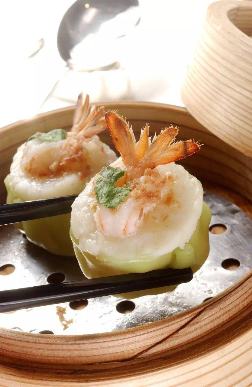 "——中餐行政总厨陈恩德.